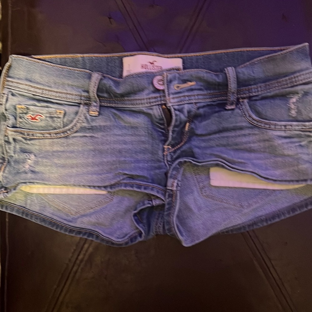Hollister denim shorts size 1